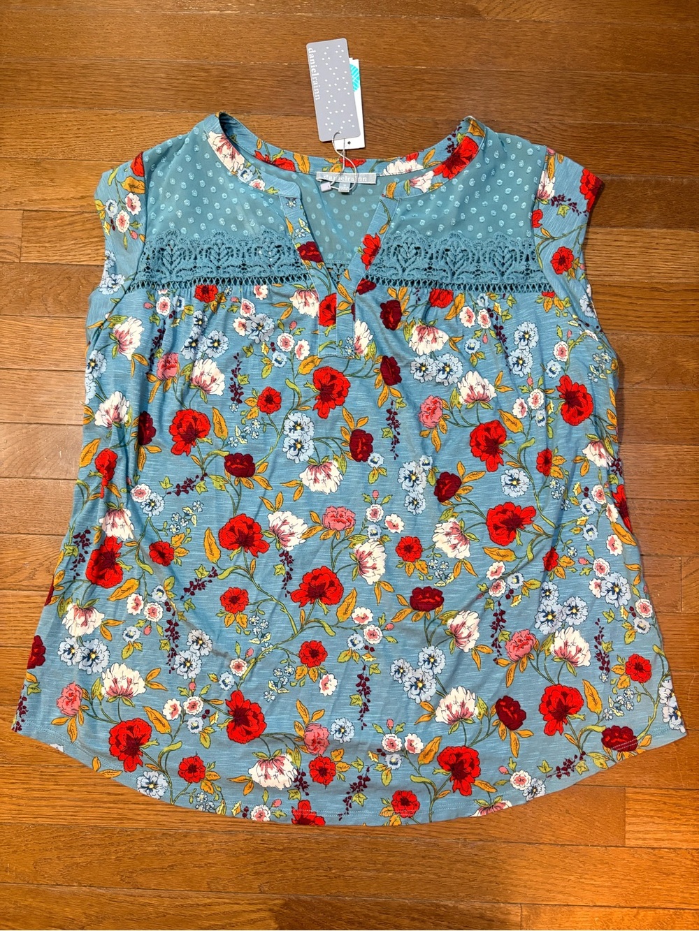 Daniel Rainn Teal Floral Lace Yoke Camisole with Red & White Blooms